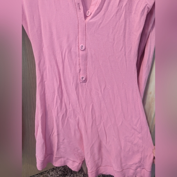 Skims Bubblegum Soft Lounge Romper - Picture 5 of 8